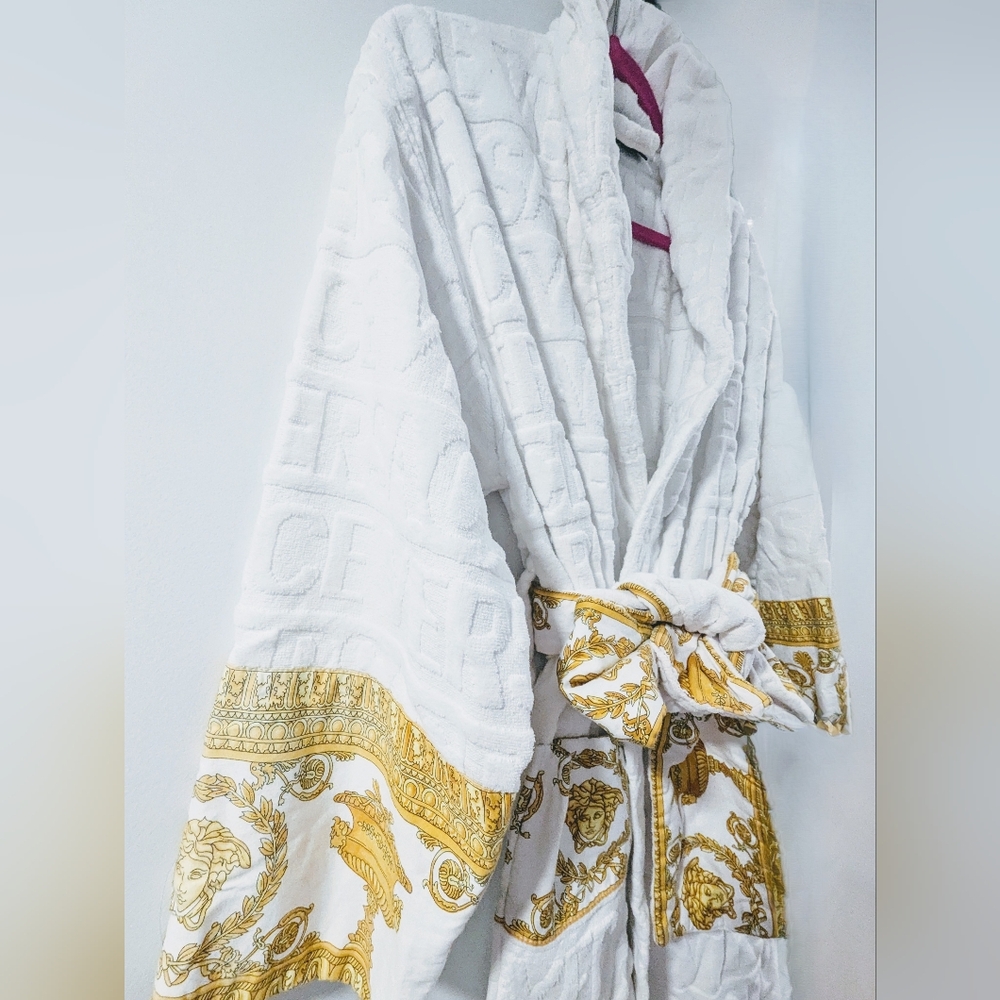 Versace White Embossed Logo Robe - Picture 5 of 12